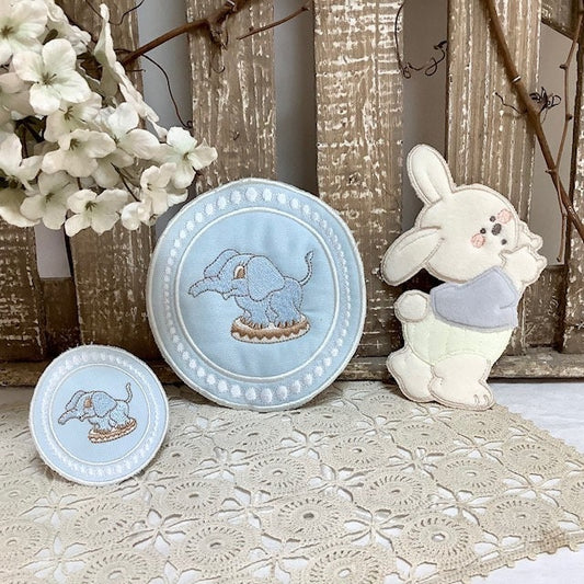 Écussons à coudre vintage lapin éléphants bleu