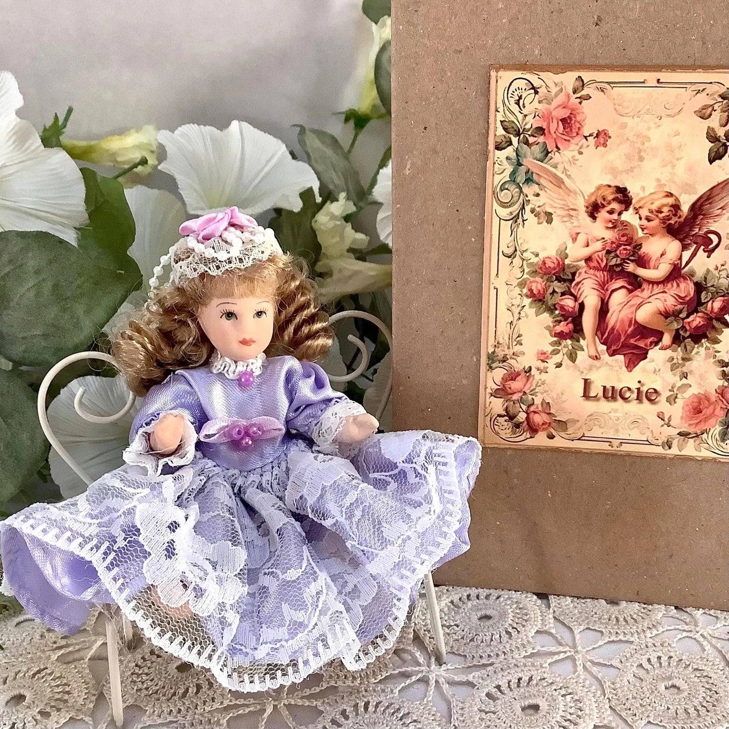 Lucie poupée porcelaine miniature vintage ht 12 cm