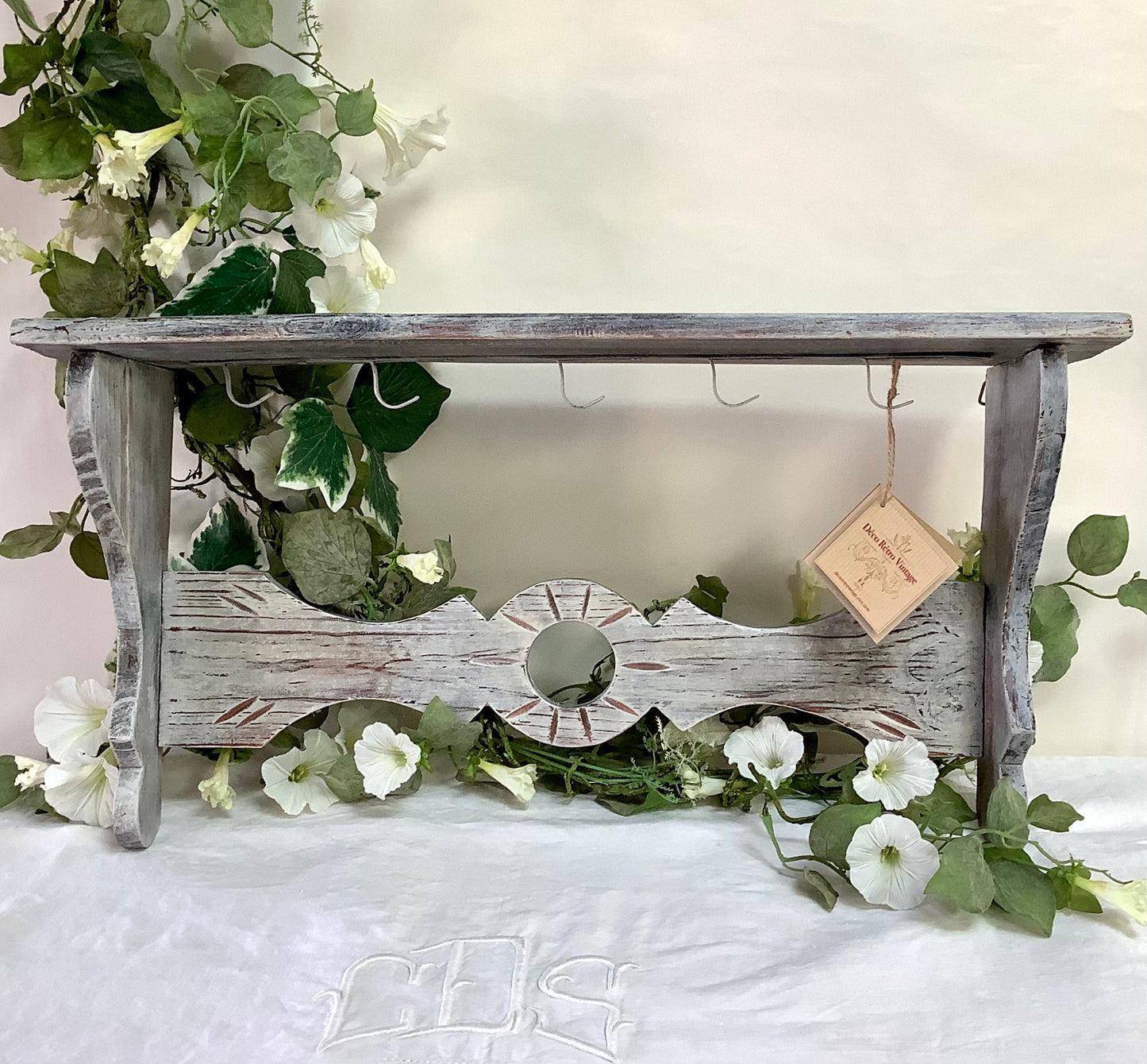 Étagère bois vintage 5 crochets porte casseroles  ht 30 cm