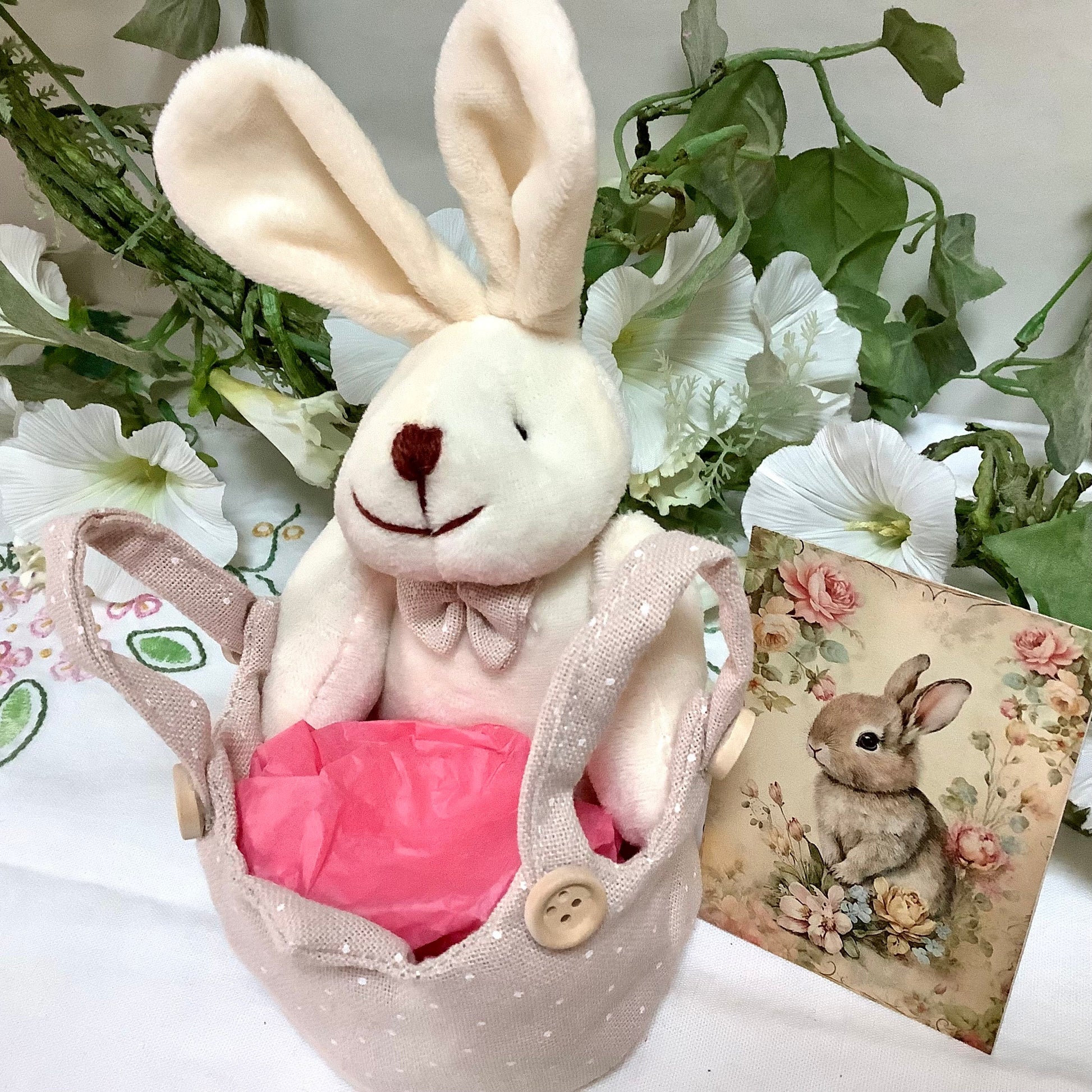 Lapin blanc peluche décoration pâques 