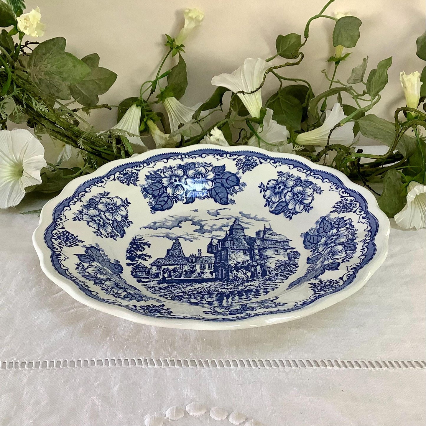 Plat creux bleu Faïence forte rf English landscape vintage