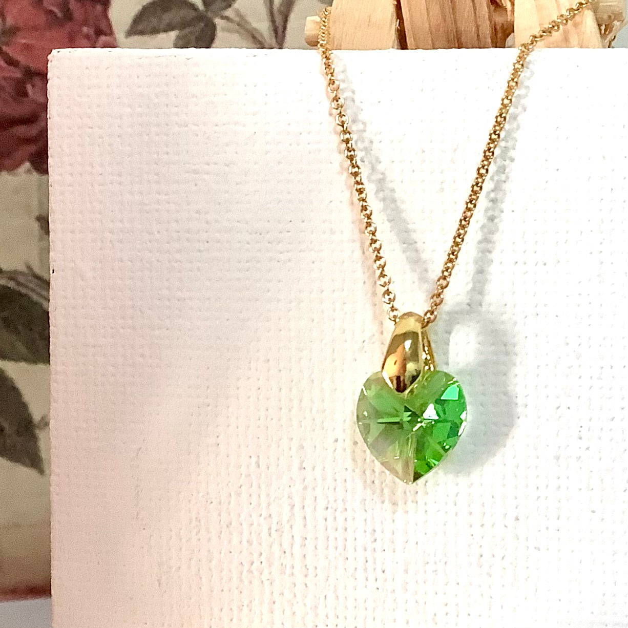 Collier cœur Péridot  pendentif cristal Swarovski chaîne maillon ovale acier inox doré