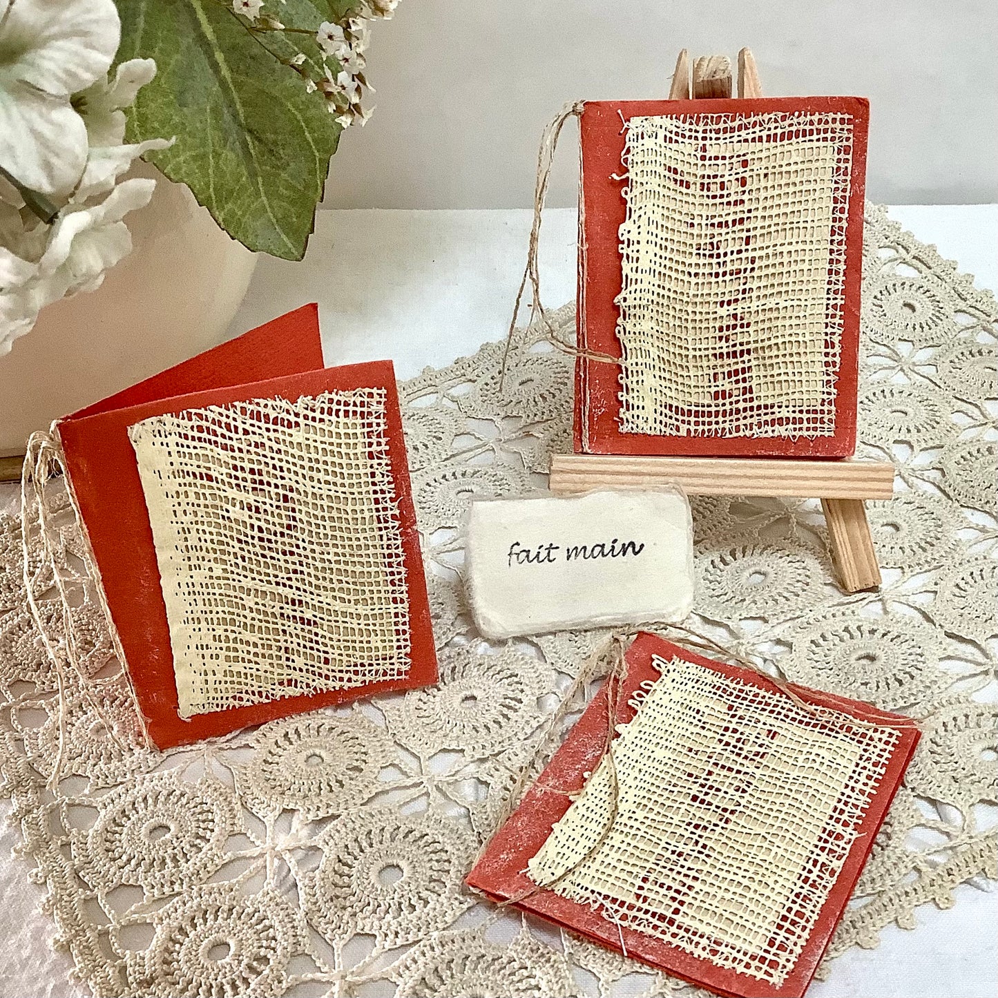 Petites cartes amitié papier artisanal mûrier thème amitié 6,5x8 cm, bruit de cadre