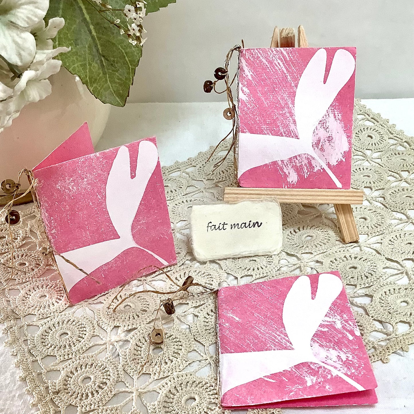Petites cartes amitié papier artisanal mûrier thème rose 6,5x8 cm, bruit de cadre