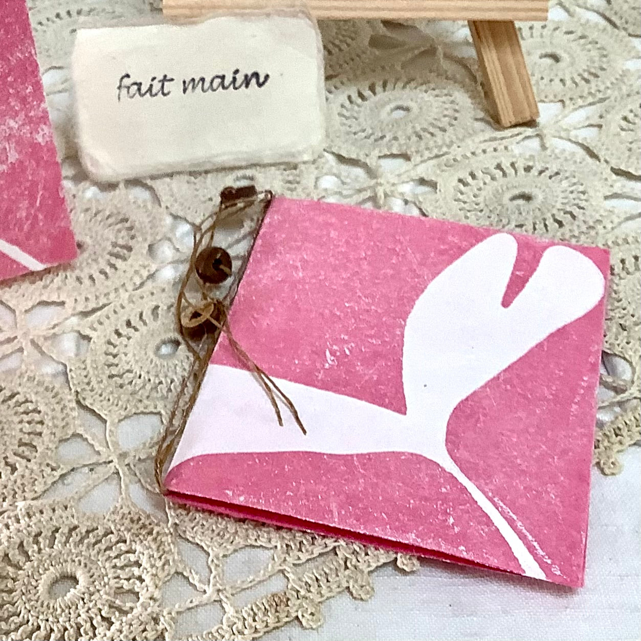 Petites cartes amitié papier artisanal mûrier thème libellule 6,5x8 cm, bruit de cadre