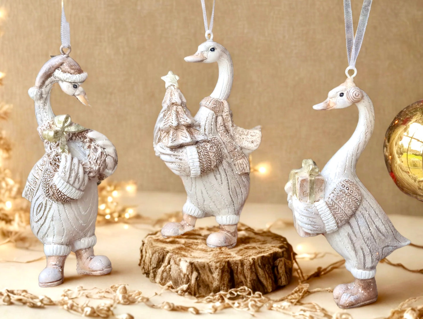 Figurines oies beige décoration de Noël résine ht 10.5 cm