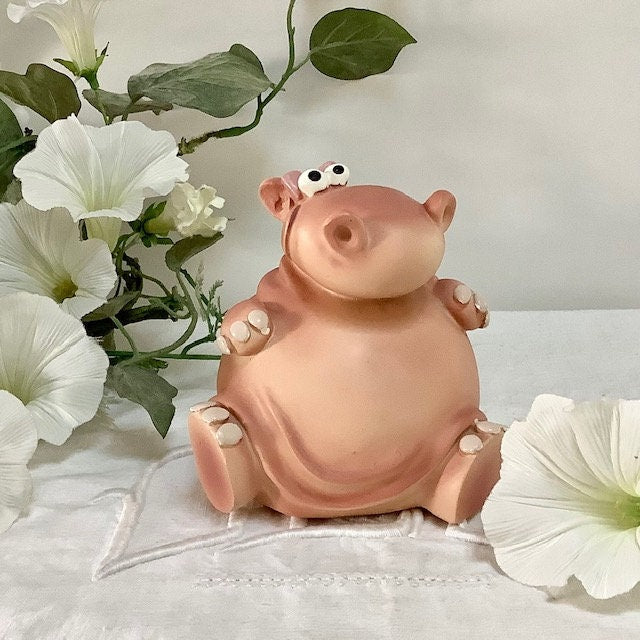 Tirelire hippopotame résine collection Paolo Chiari  ht 9.5 cm vintage