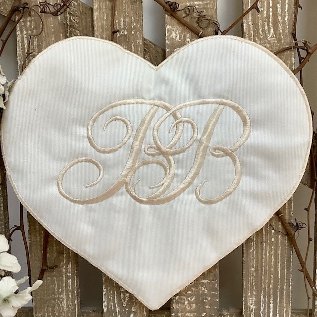 Écusson à coudre grand coeur bébé vintage ht 27.5 cm