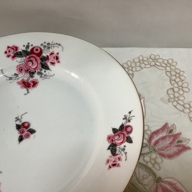 Plat rond vintage porcelaine art déco roses AV