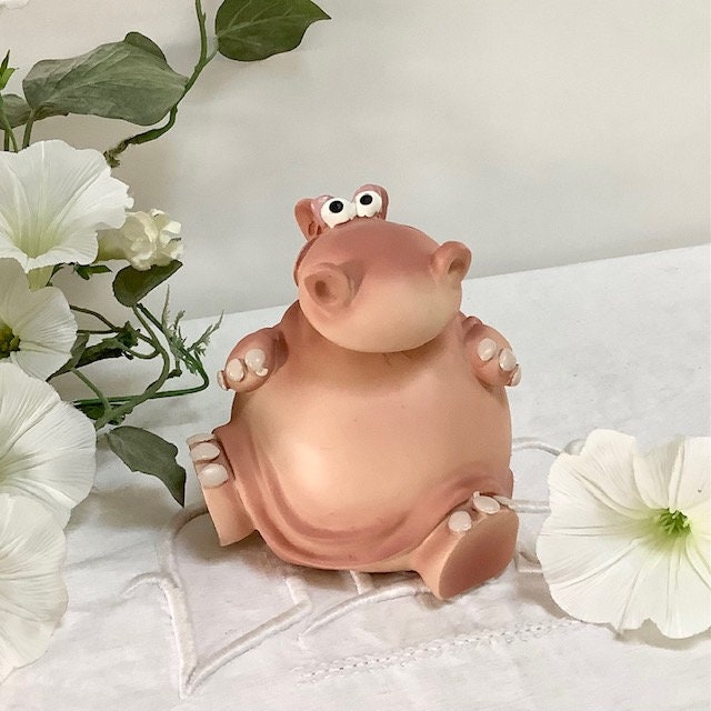 Tirelire hippopotame résine collection Paolo Chiari  ht 9.5 cm vintage
