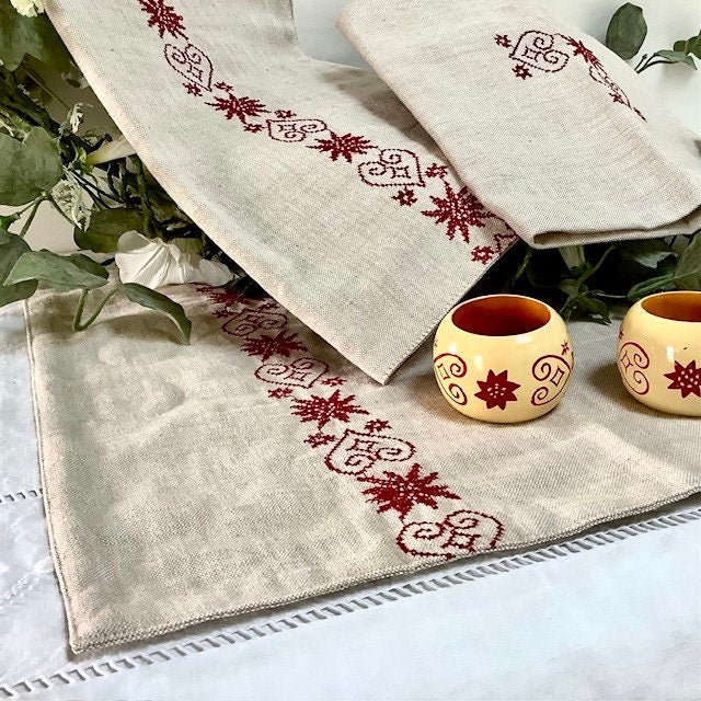 Coffret sets et serviettes de table ronds de serviette vintage