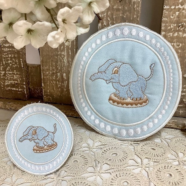 Écussons à coudre vintage lapin éléphants bleu