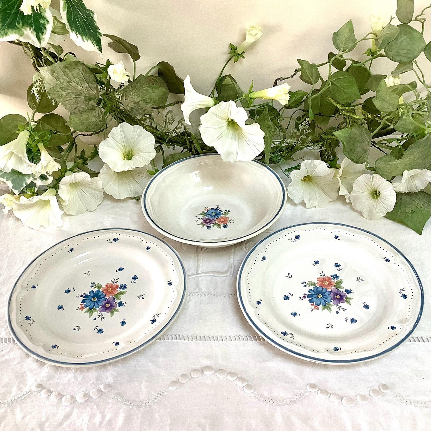 Assiettes à desserts  coupelle vintage 80 provincial bouquet grès émaillé