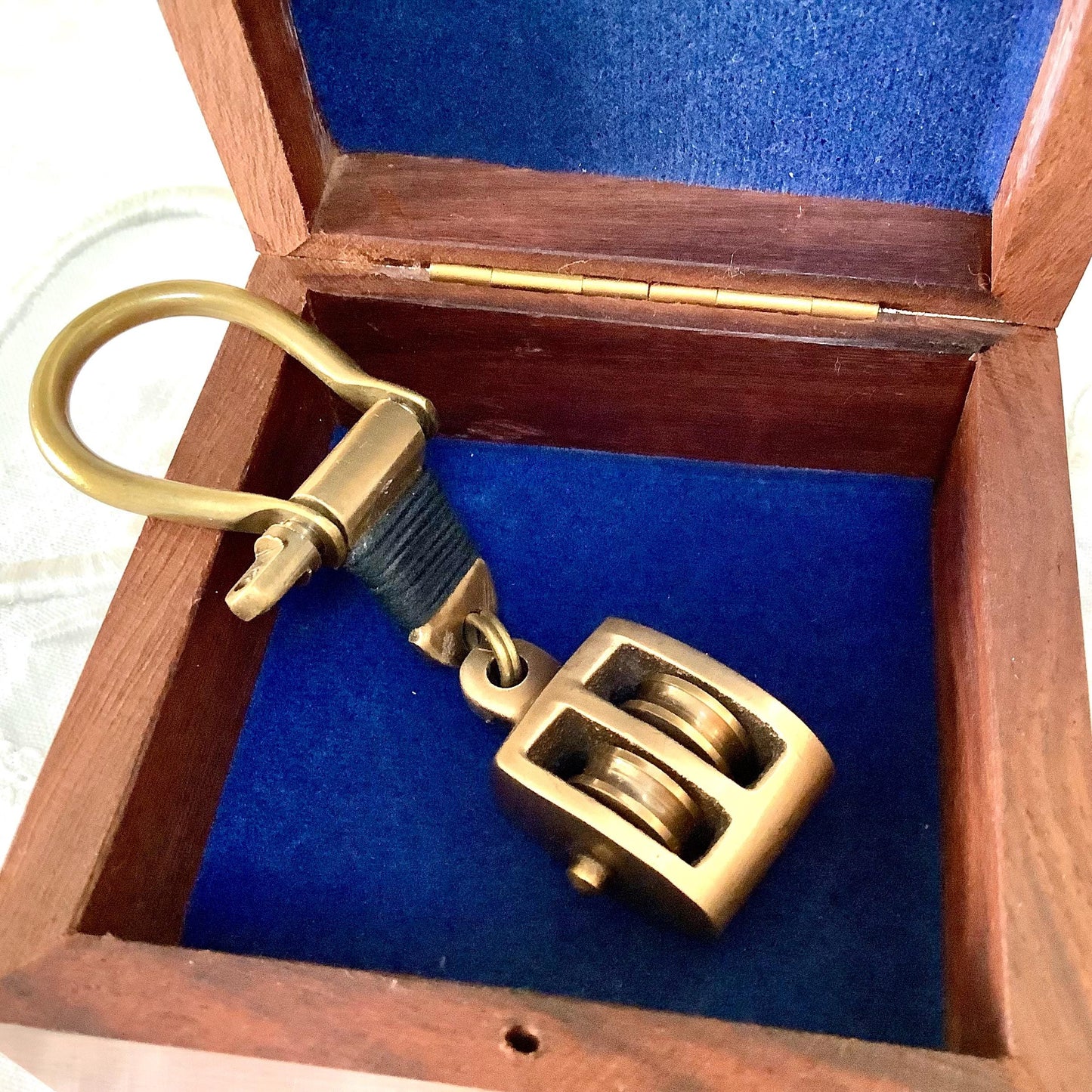 Porte clés marin poulie laiton vieilli vintage boîte palissandre