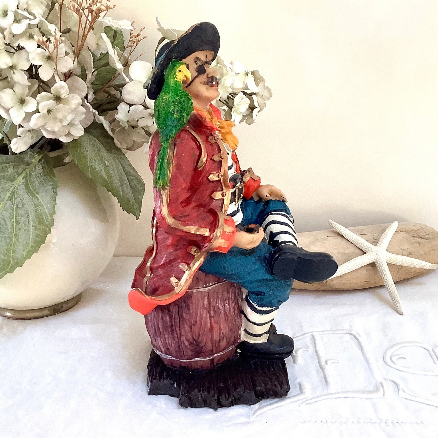 Figurine marine pirate perroquet résine décoration marine ht 24 cm