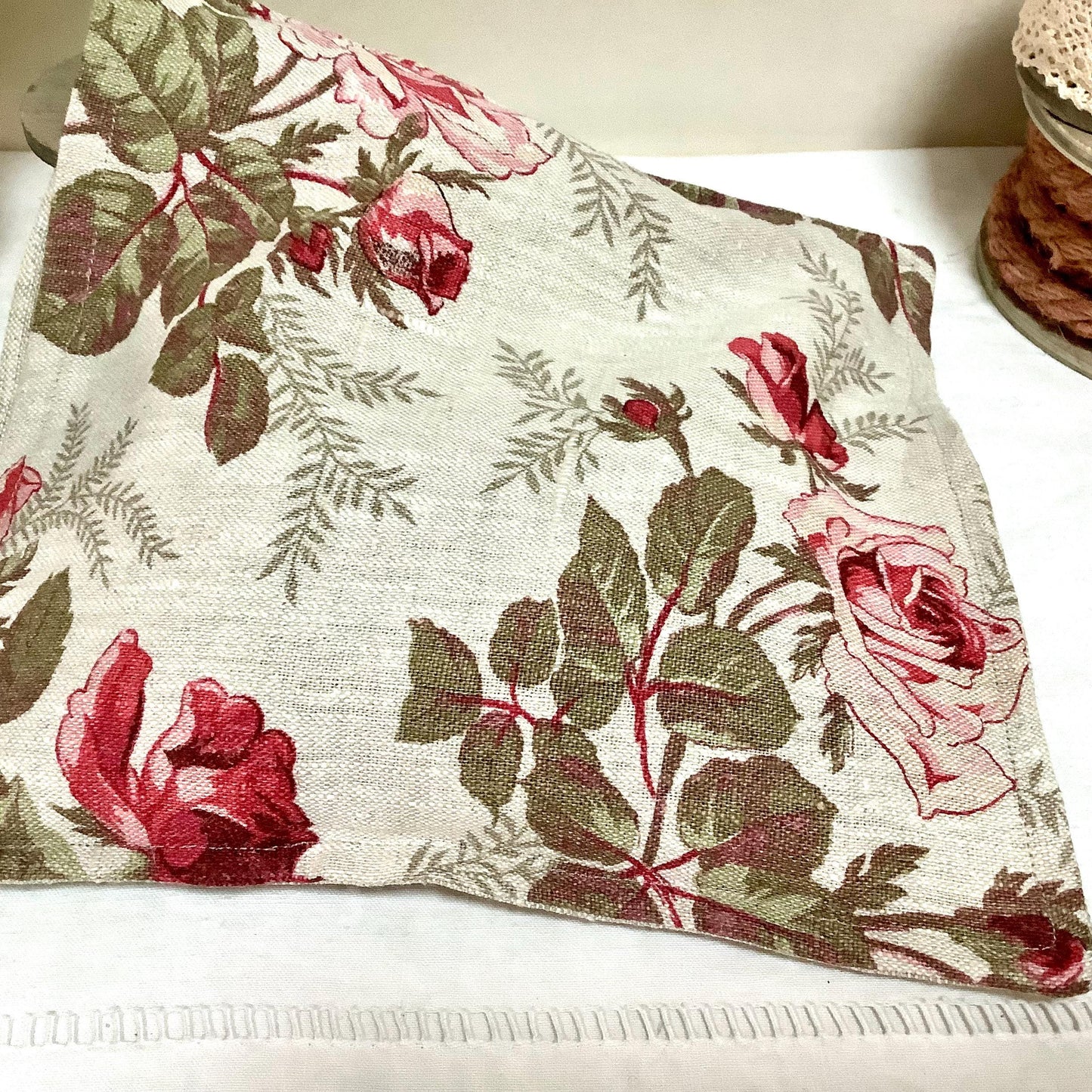 Bouillotte sèche coussin noyaux de cerises lin grandes roses