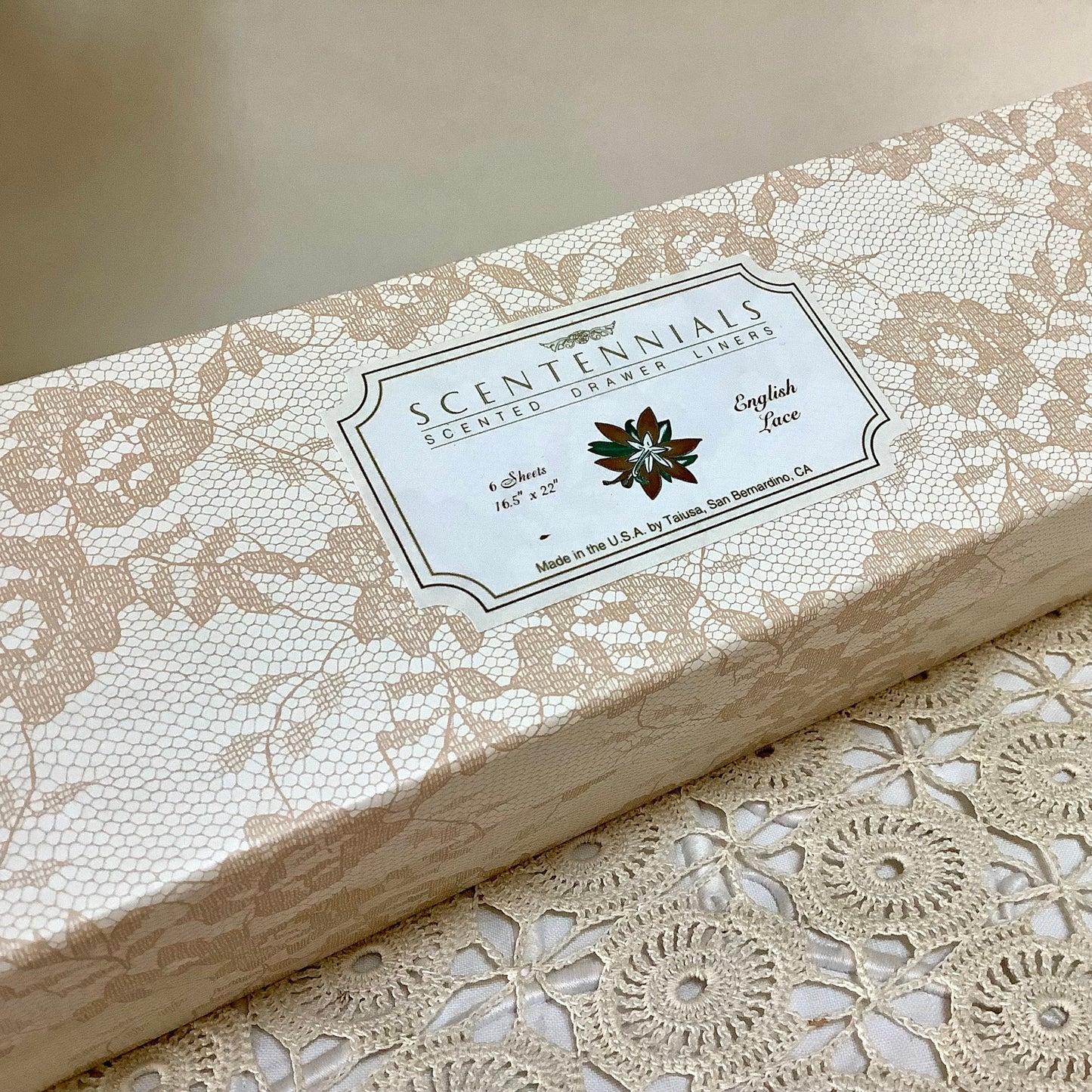 Boîte vintage style anglais papier parfumé