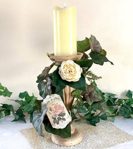Bougeoir floral vintage résine patiné bougie pilier flamme vacillante 43 cm, décoration rose