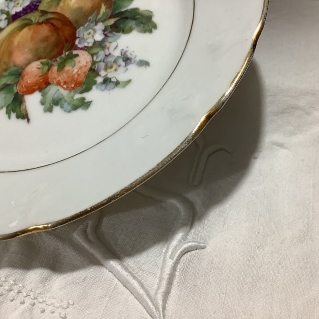 Assiettes a dessert faïence fruits L A V France vintage