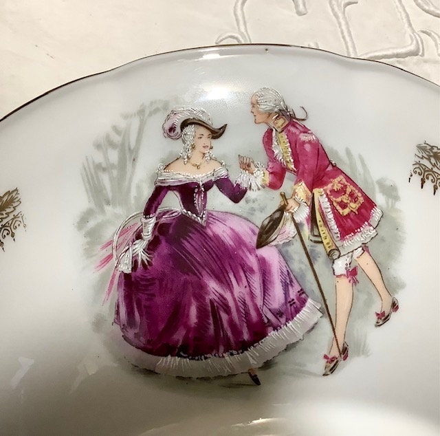Coupe à fruits compotier porcelaine scène galante vintage