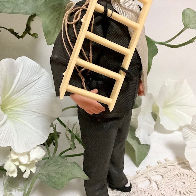 Poupée de collection ramoneur celluloïd vintage 18 cm hauteur, figurine ancienne
