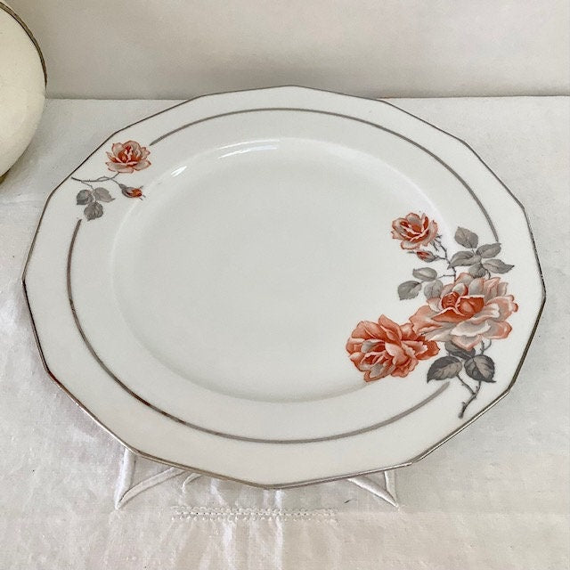 Plat creux porcelaine motifs roses vintage