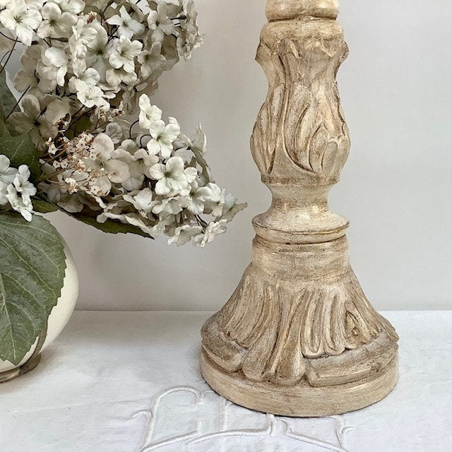 Chandelier bougeoir bois sculpté patiné beige ht 43 cm vintage