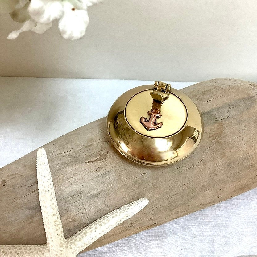 Cendrier de poche laiton  décoration marine diamètre 5.5 cm