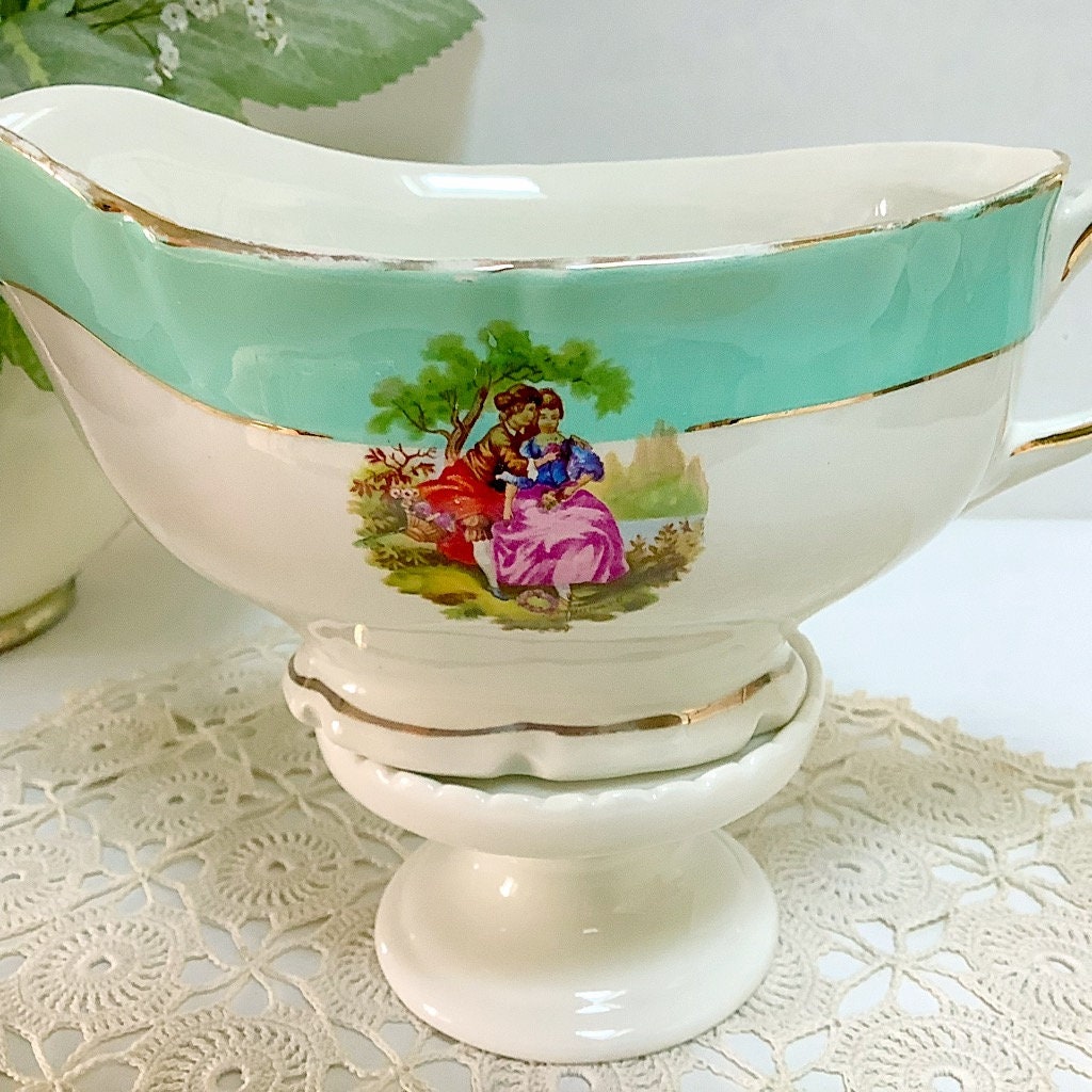 Saucière Semi porcelaine fragonard scène galante vintage
