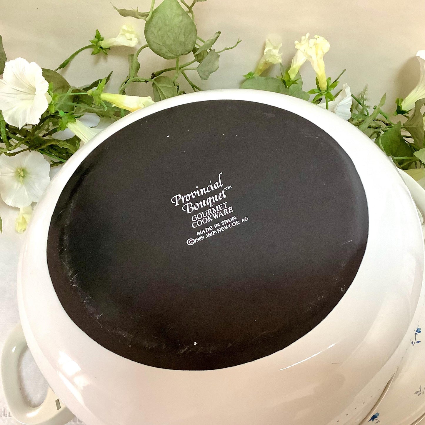 Cocotte émaillée faitout provincial bouquet vintage 80 modèle C