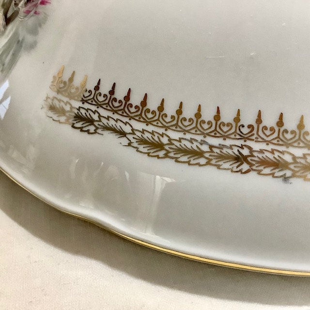 Coupe à fruits compotier porcelaine scène galante vintage