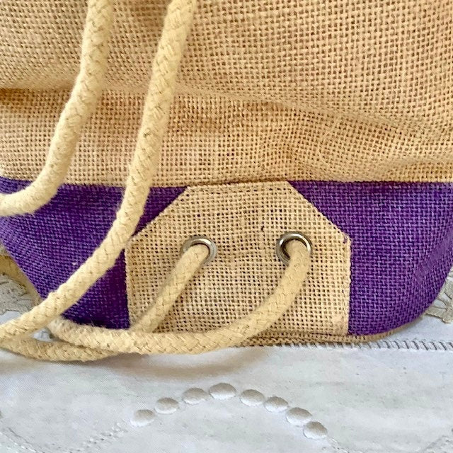Sac de plage imperméable toile de jute beige violet ht 40 cm