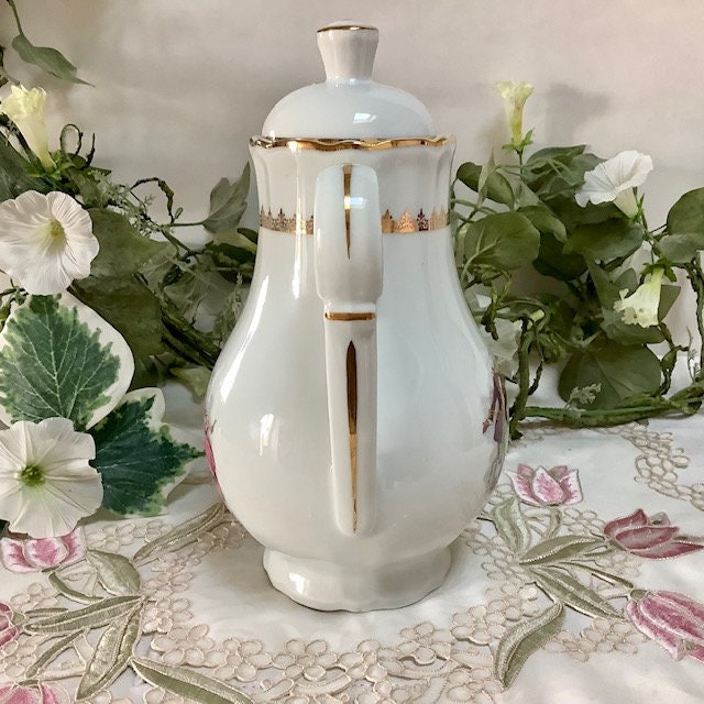 Cafetière théière verseuse porcelaine scène galante vintage
