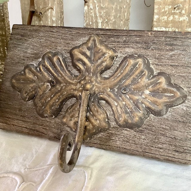  Patère porte manteau vintage bois métal doré accroche murale, finition dorée 20x11,5 cm