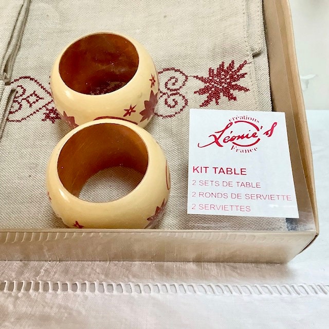 Coffret sets et serviettes de table ronds de serviette vintage