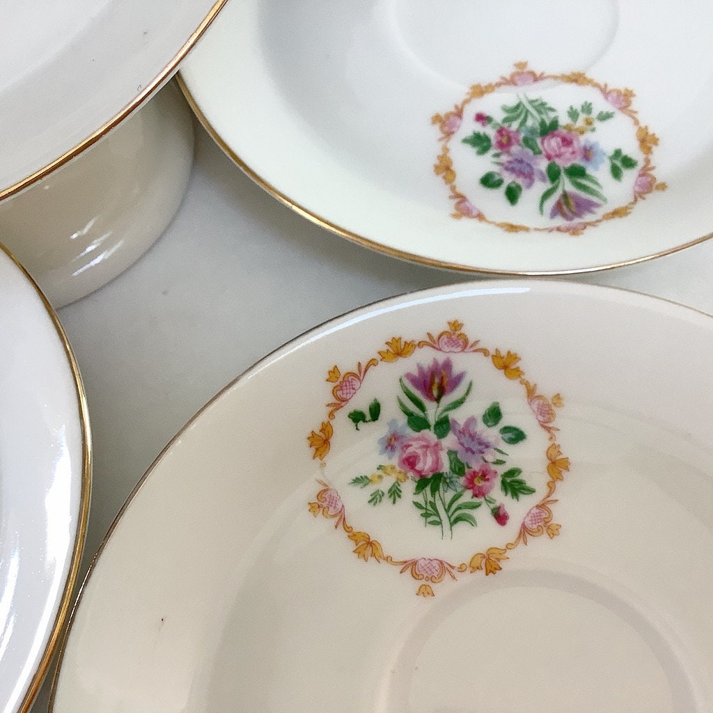 Petites assiettes porcelaine fleurs FD Chauvigny vintage
