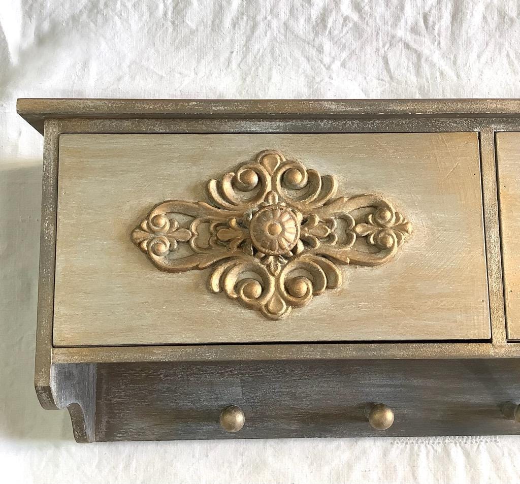 Étagère murale bois patiné 2 tiroirs 4 accroches ht 21 cm