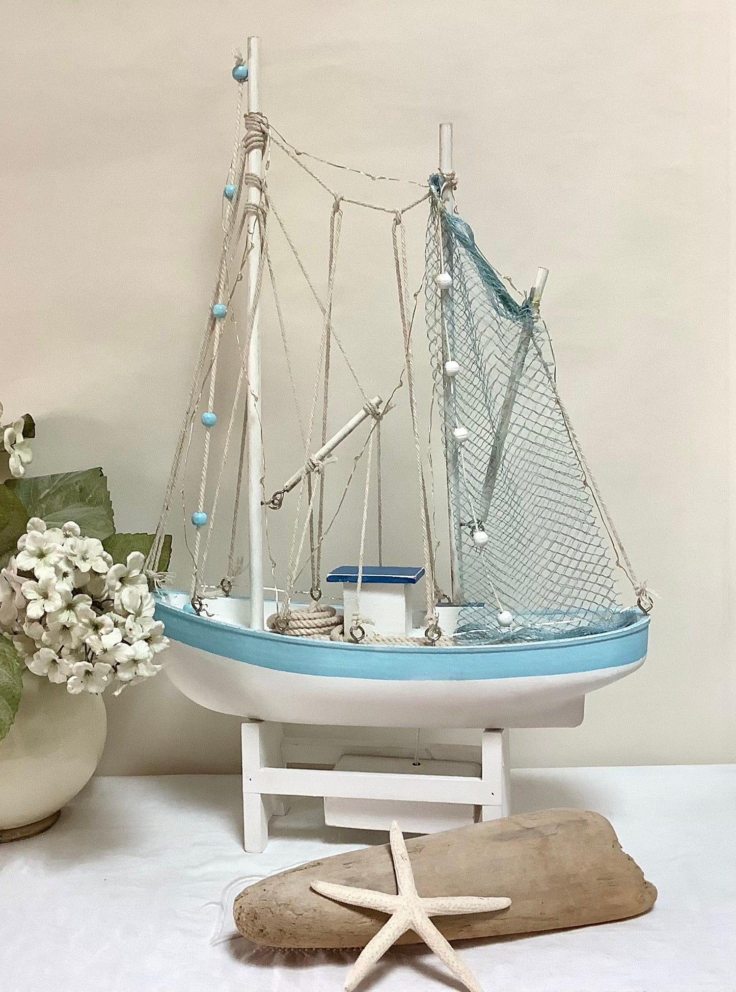 Grand bateau bois bleu blanc  lumière led vintage ht  54.5 cm