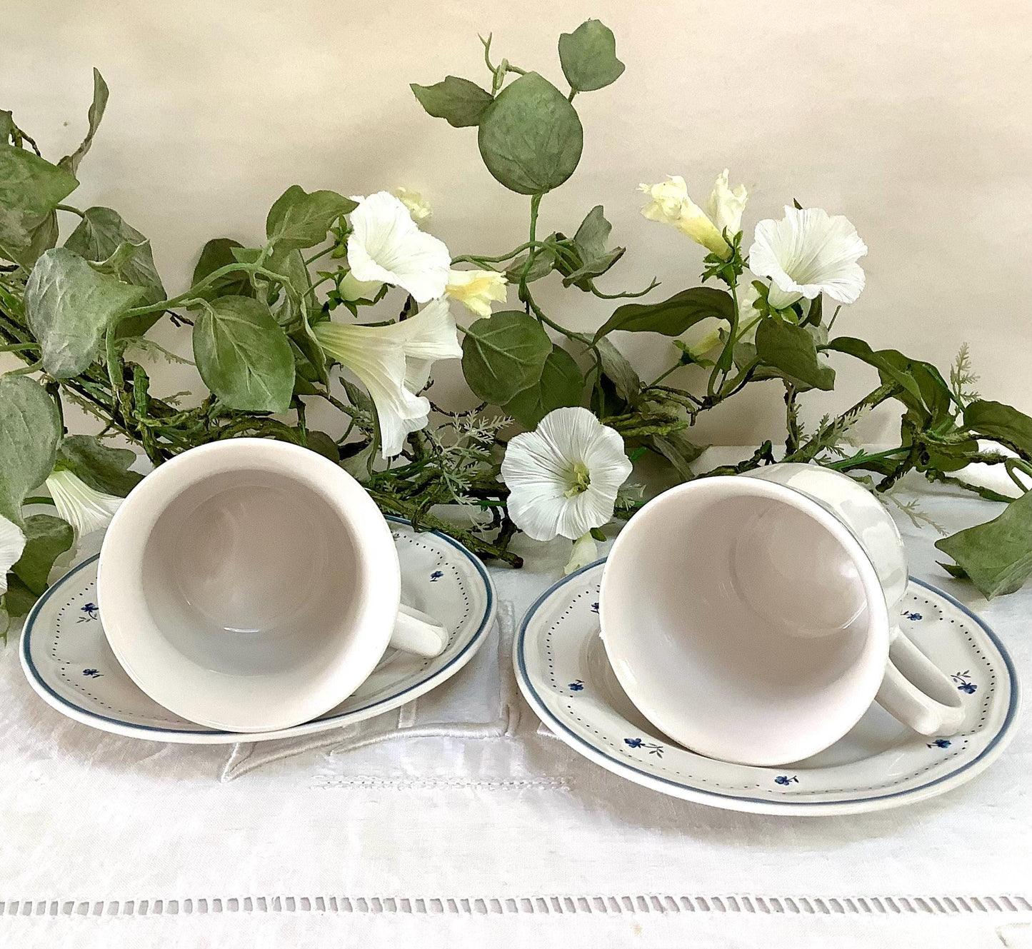 Tasses et sous tasses x2 provincial bouquet grès émaillé vintage 80