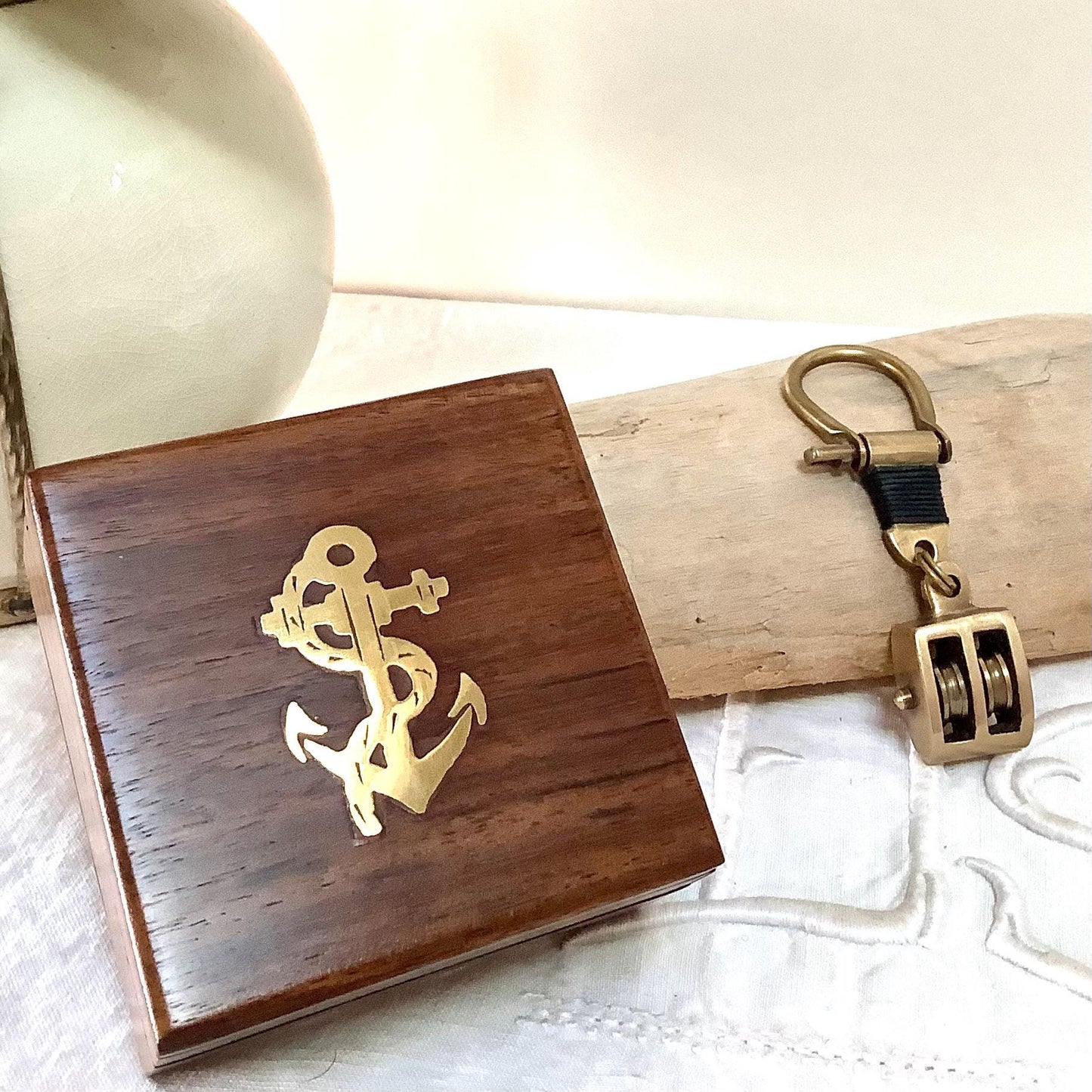 Porte clés marin poulie laiton vieilli vintage boîte palissandre