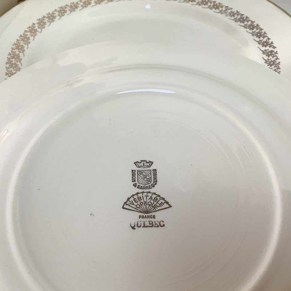 Assiettes plates faïence Digoin Sarreguemines Québec vintage