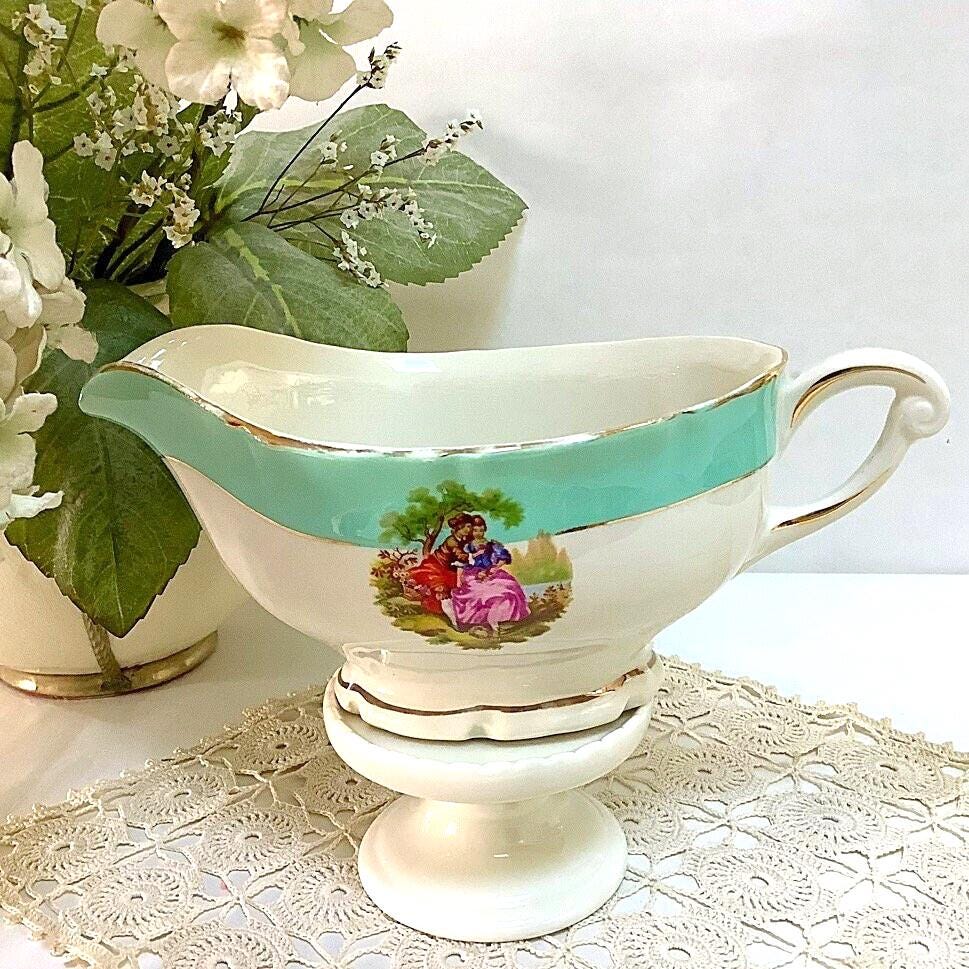 Saucière Semi porcelaine fragonard scène galante vintage