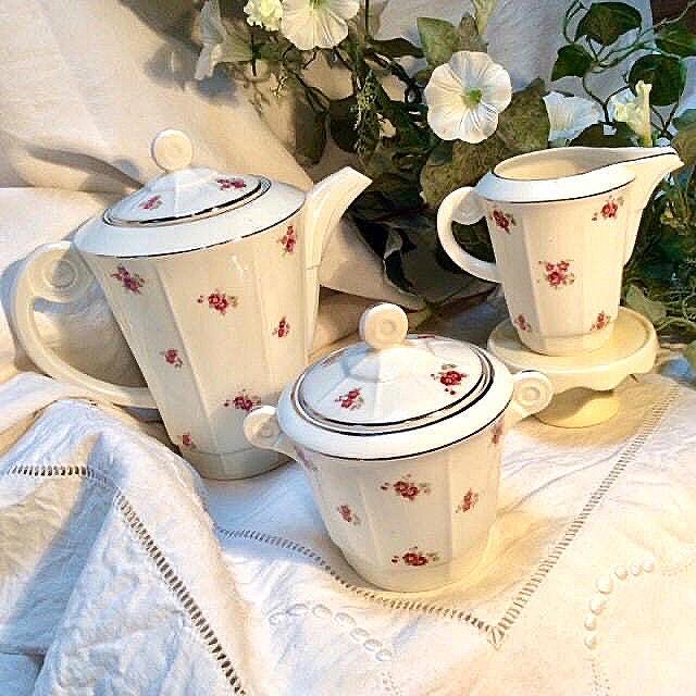 Cafetière théière sucrier pot à lait porcelaine fleurs vintage