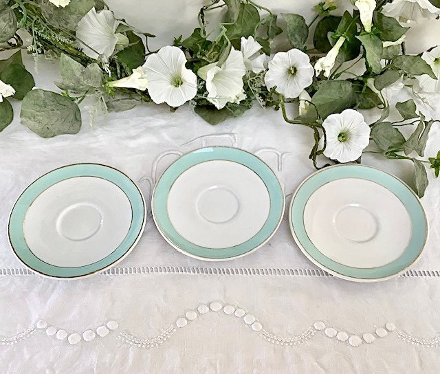 Saucière raviers petites assiettes vert et blanc vintage