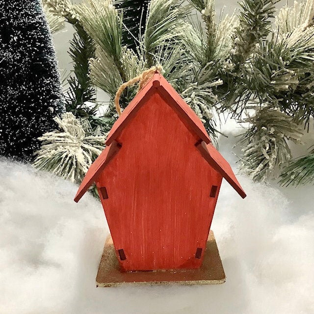 Décoration de Noël maison bois rouge modèle A