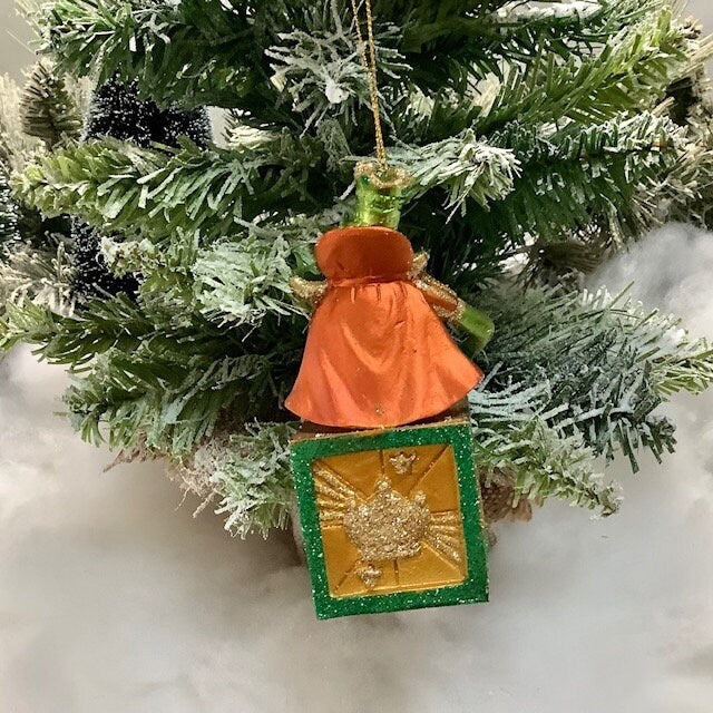 Suspension de Noël Grenouille sur cube vintage ht 12 cm