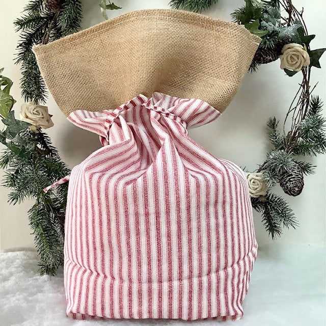 Grand sac de Noël vintage en tissu rouge et blanc ht 54 cm