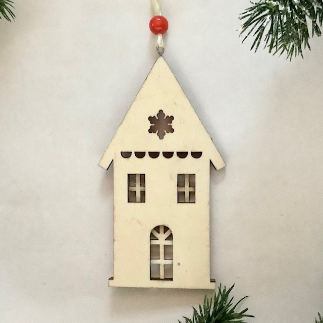 Décoration maison de Noël à suspendre rouge flocon ht 14.5 cm