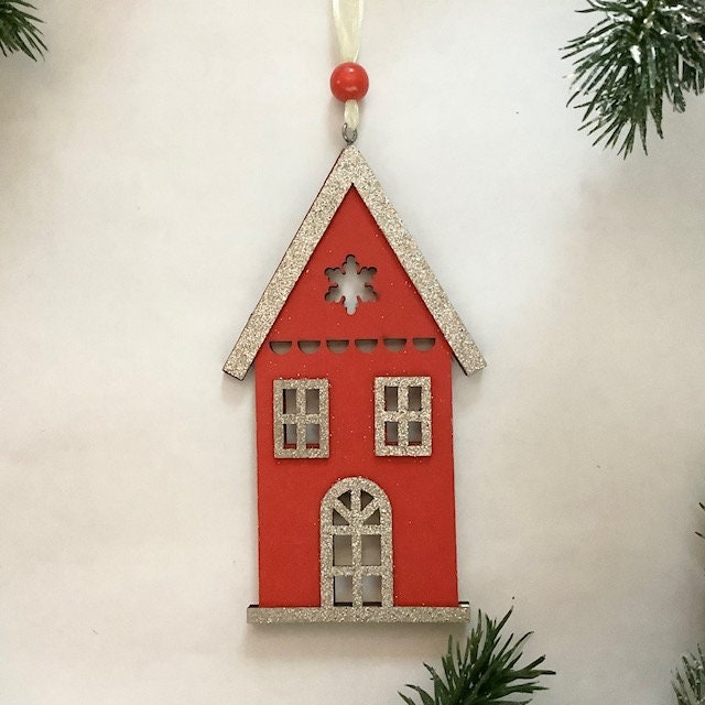 Décoration maison de Noël à suspendre rouge flocon ht 14.5 cm