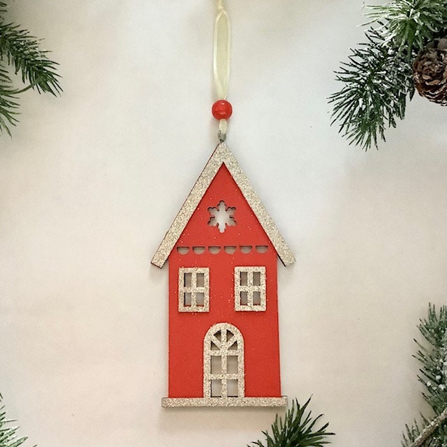 Décoration maison de Noël à suspendre rouge flocon ht 14.5 cm